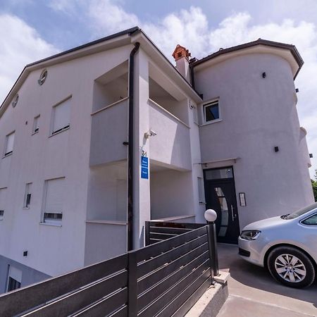 Apartments Adriana بولا المظهر الخارجي الصورة