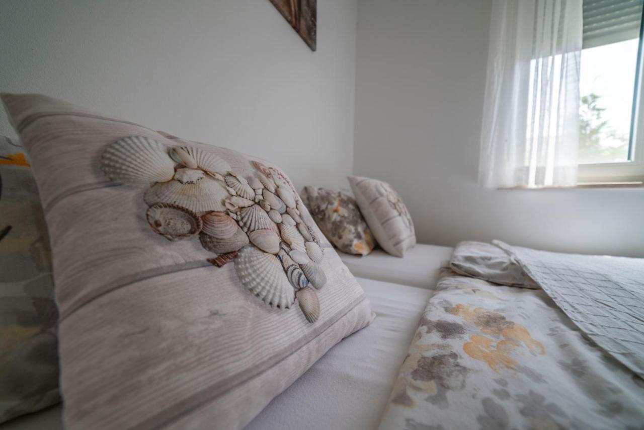 Apartments Adriana بولا المظهر الخارجي الصورة